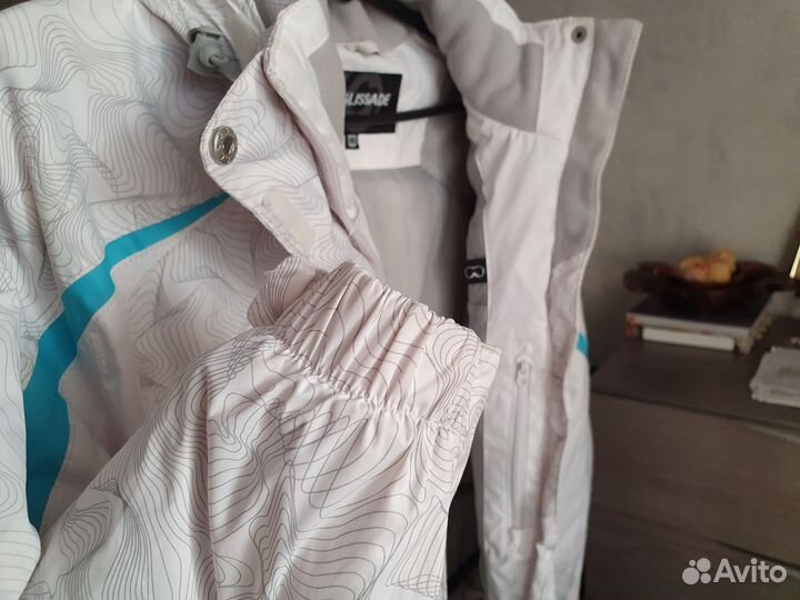 Куртка спортивная 44 46 женская