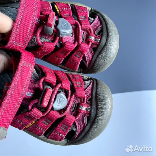 Сандалии Keen Newport 24 25