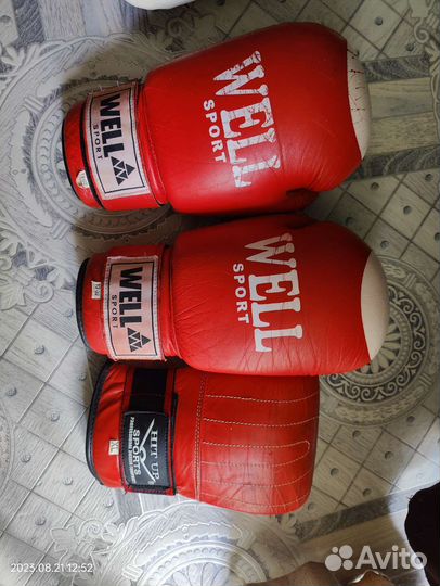 Боксерские перчатки + лапы боксерские