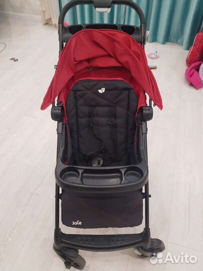 Коляска Joie