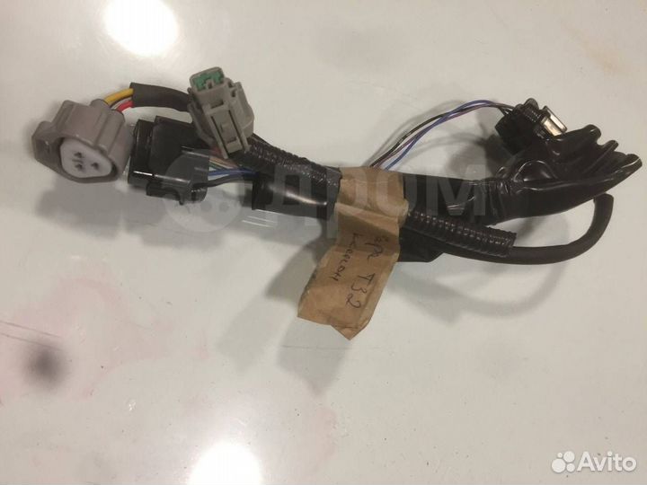Разъем фишка фары на Nissan X-Trail T32