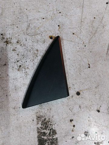 Заглушка правого зеркала kia sportage 1