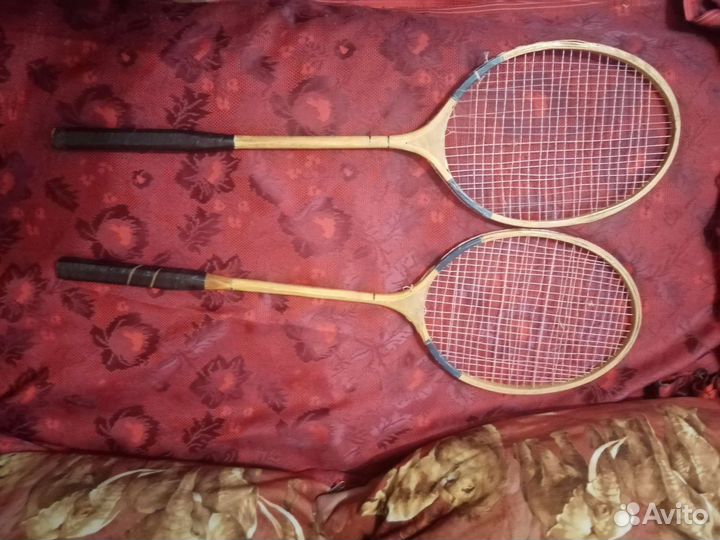 Ракетка для бадминтона
