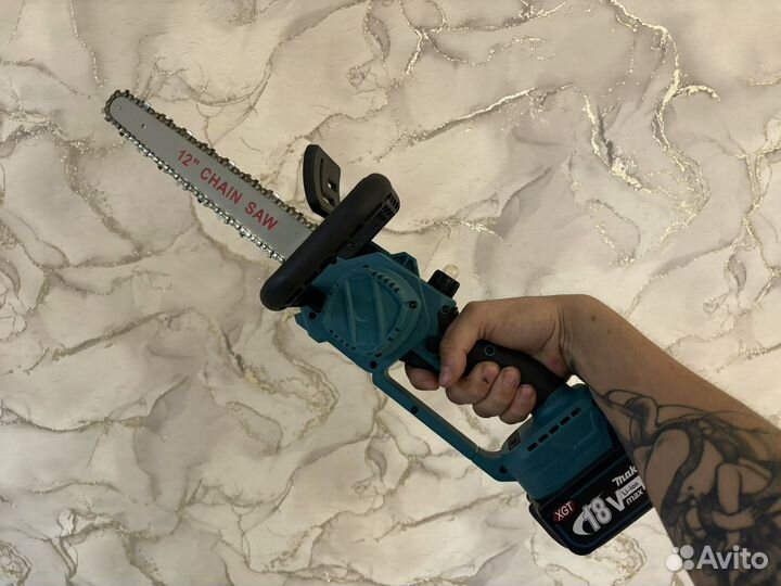 Цепная пила makita