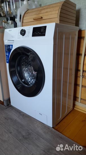 Стиральная машина б/у 4мес