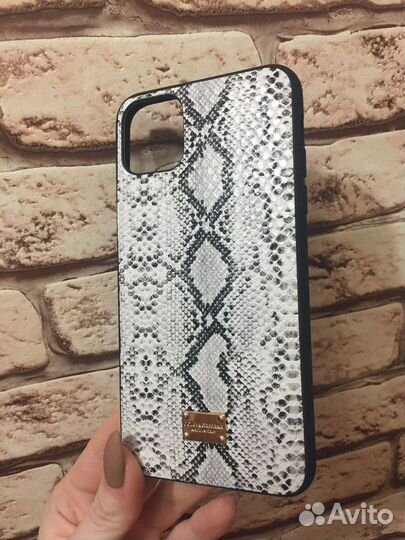 Чехлы в ассортименте, стекла для iPhone 11 Pro Max