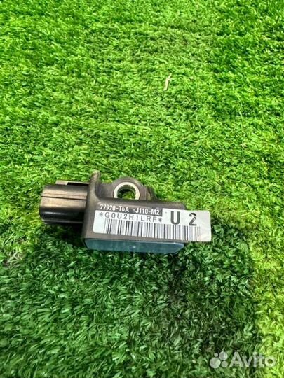 Датчик AIR BAG Honda Vezel RU4 LEB 2013