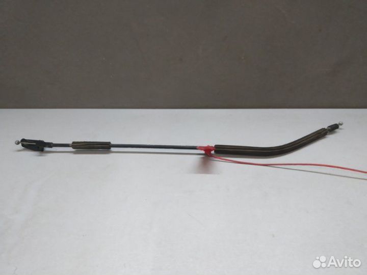 Трос капота Volkswagen Polo седан CFN 2012