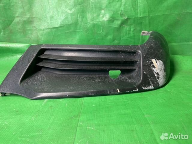 Накладка на бампер правая Lexus Rx450 GYL16