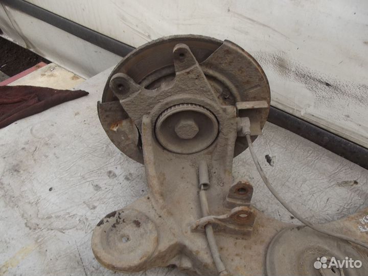 Рычаг задний левый Mercedes vito W638 108-110D 2.3