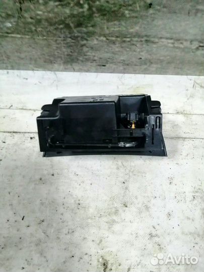 Пепельница с прикуривателем Mercedes W211