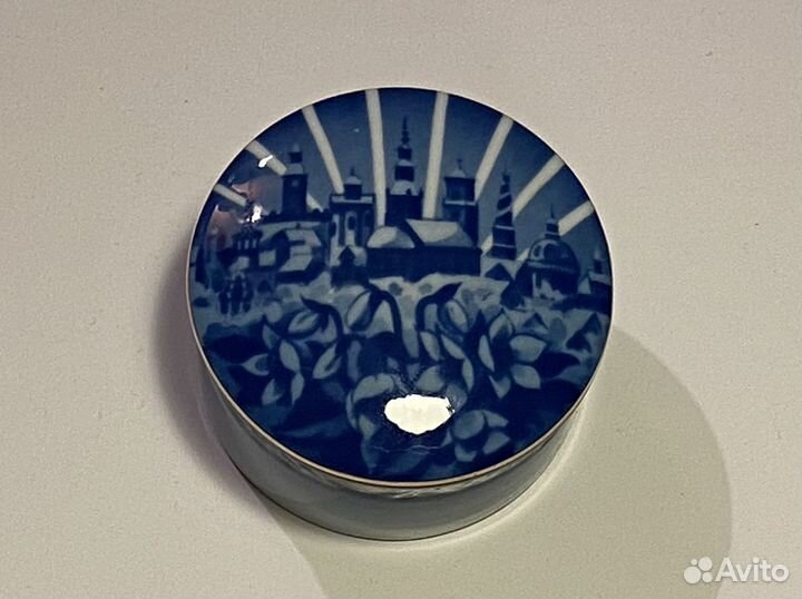 Шкатулка фарфоровая Royal Copenhagen