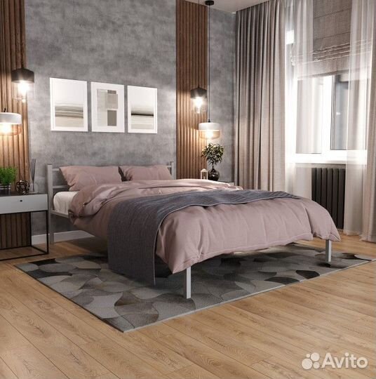 Кровать полутораспальная 140х200см