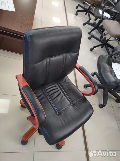 Кресло руководителя, кресло компьютерное, кресло