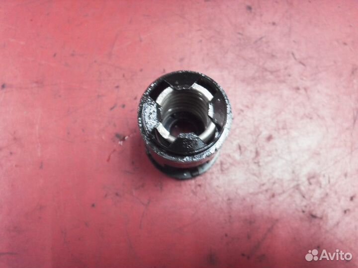 Термостат 032121110B Volkswagen Polo (6R1 HB) Поло