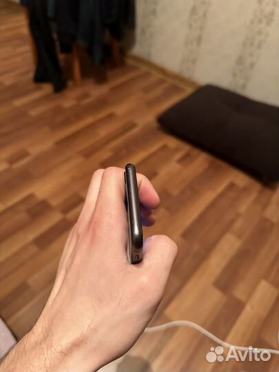 iPhone 8, 64 ГБ