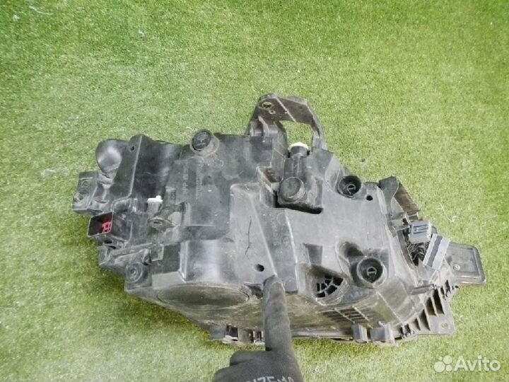 Фара левая Volvo XC60