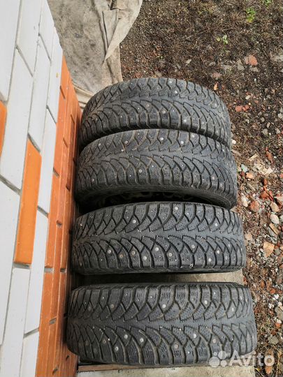 Зимние шины с дисками 185/60 r15 vag