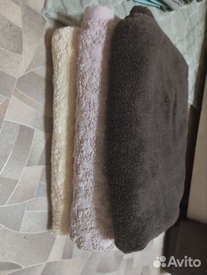 Постельное белье, полотенце б/у