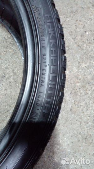 Nokian Tyres Hakkapeliitta 8 225/40 R18 92T