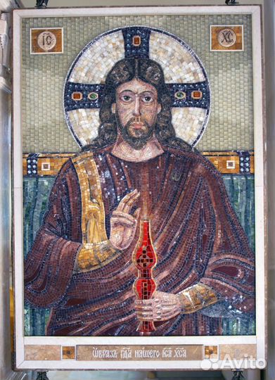 Мозаика из натурального камня и резьба по камню