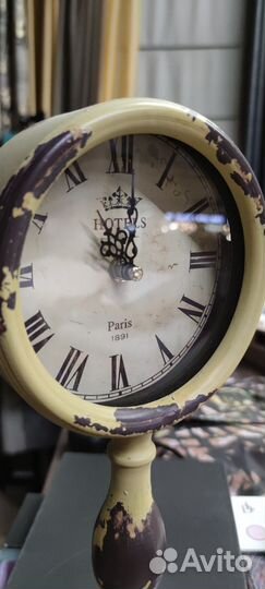 Настольные часы