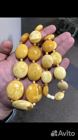 Оценка янтарных украшений СССР