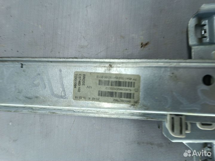 Стеклоподъемник правый задний LADA Vesta