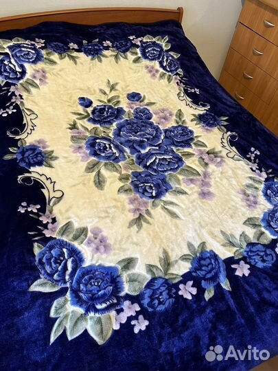 Покрывало новое двухстороннее
