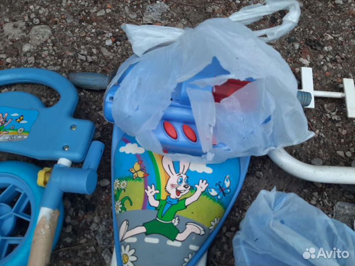 Детский велосипед с ручкой новый