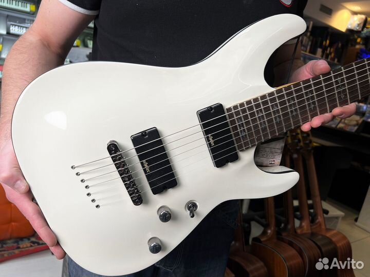 7 струнная электрогитара