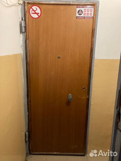 Дверь входная металлическая бу