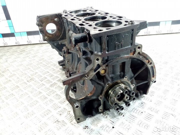 Б/У Низ двигателя D4HA#001