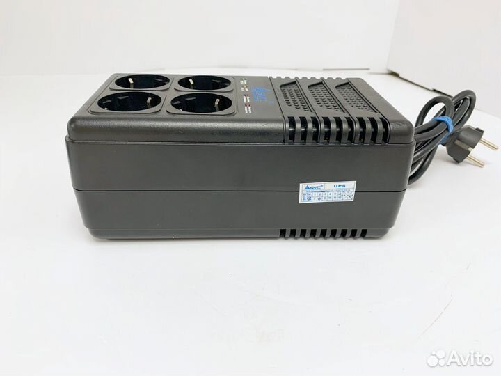 Стабилизатор напряжения