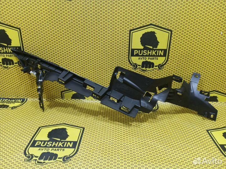 Кронштейн подушки безопасности левый Renault