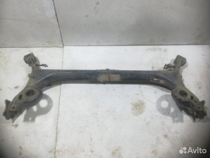 Балка задняя (подрамник) задняя Peugeot 308 4B