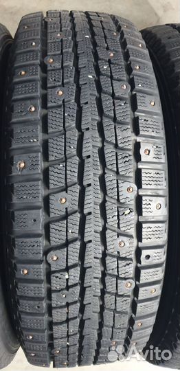 Dunlop SP Winter Ice 01 205/60 R16 92T