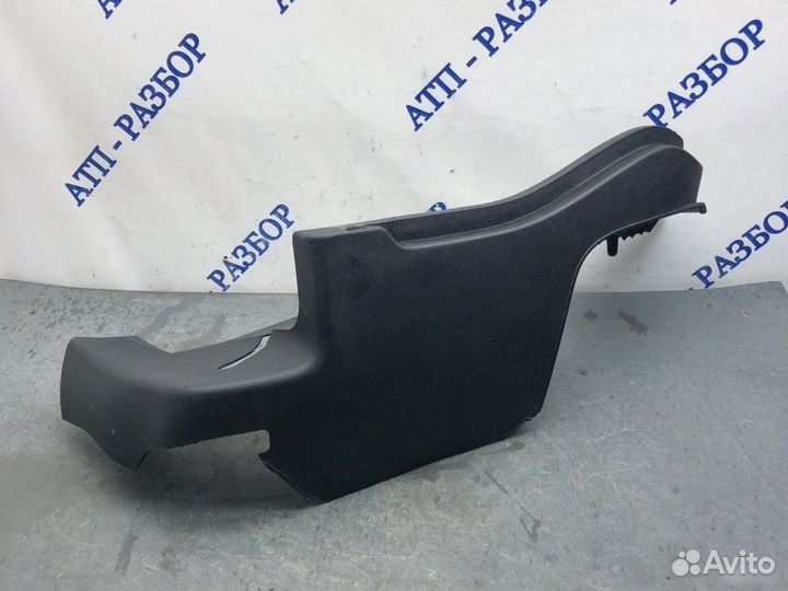 Держатель полки левый Ford Fusion