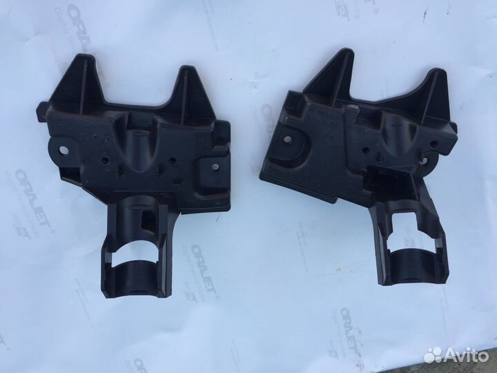 Форсунка правая омывателя фар peugeot 408