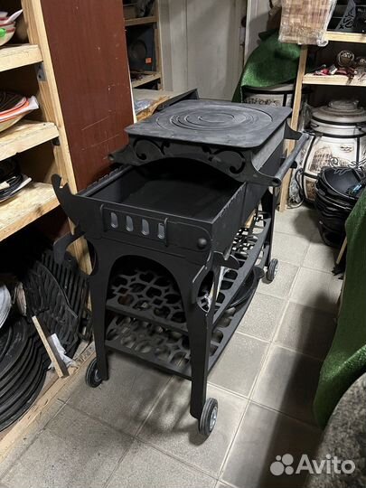 Мангал с крышкой барбекю