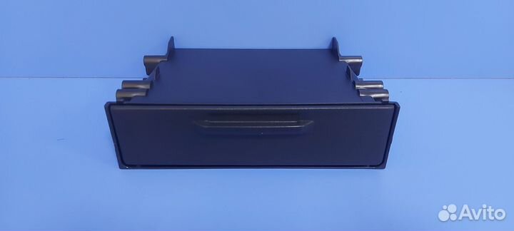 Карман с крышкой Toyota