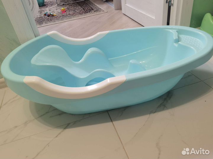 Ванночка для купания с горкой. Пеленальная доска