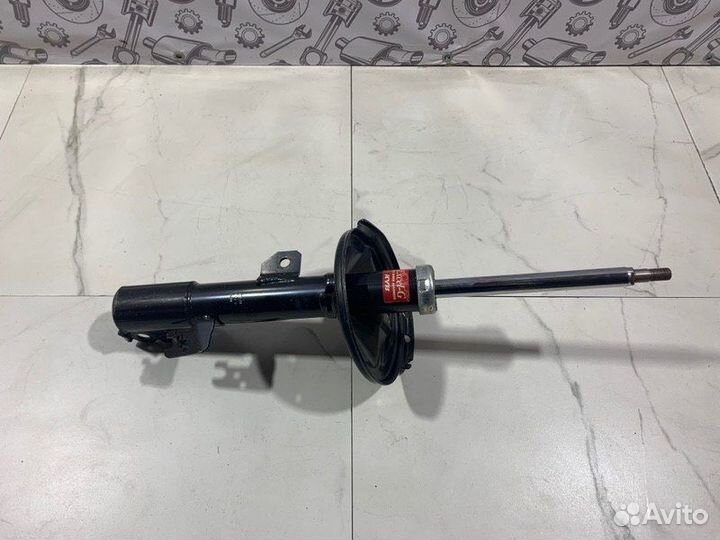 Амортизатор передний левый Lexus Rx 2