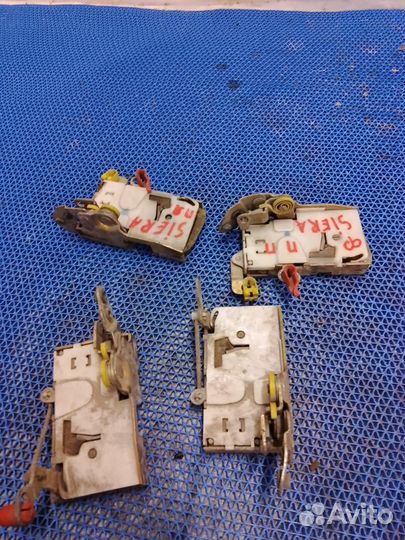 Замок двери Ford Sierra