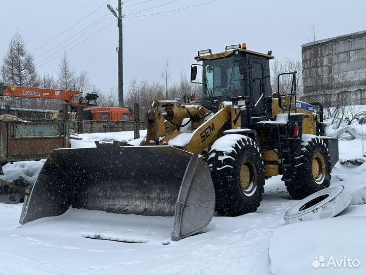 Фронтальный погрузчик в аренду
