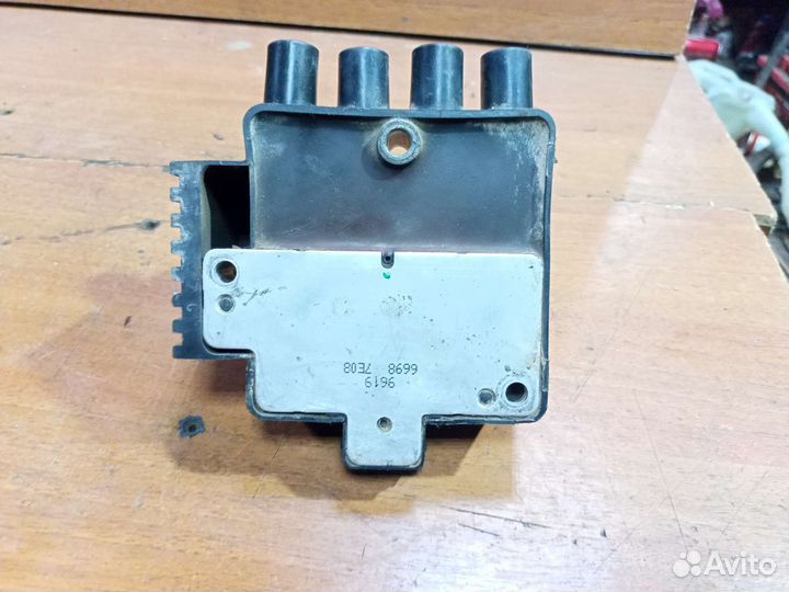 Катушка зажигания Opel Vectra B 1997 1.6I X16XEL