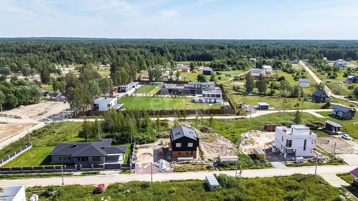 Коттедж 157,3 м² на участке 9,6 сот.