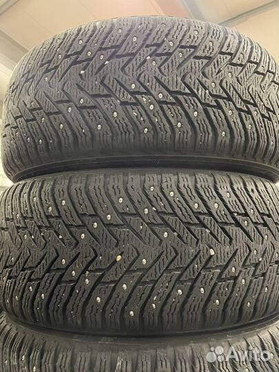 Nokian Tyres Hakkapeliitta 8 225/50 R17 99T