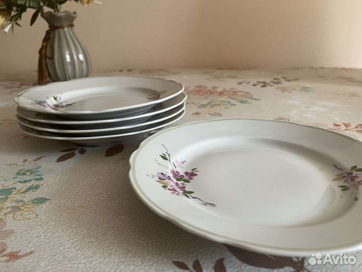 Сервис тарелок