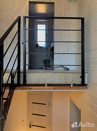 Поворотная лестница